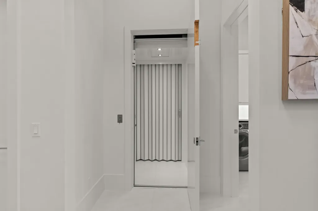 921 Giralda Court Marco Island FL 34145