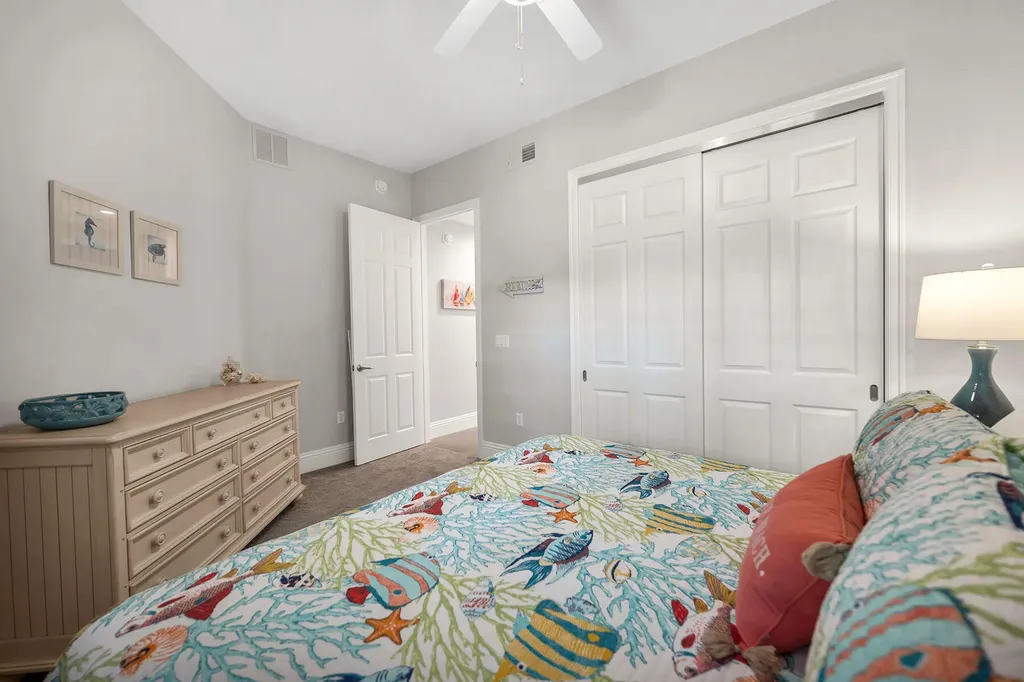 6433 Legacy Naples FL 34113