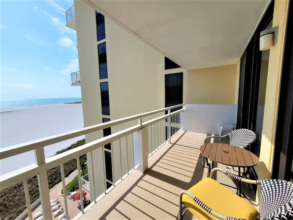 180 Seaview Marco Island FL 34145