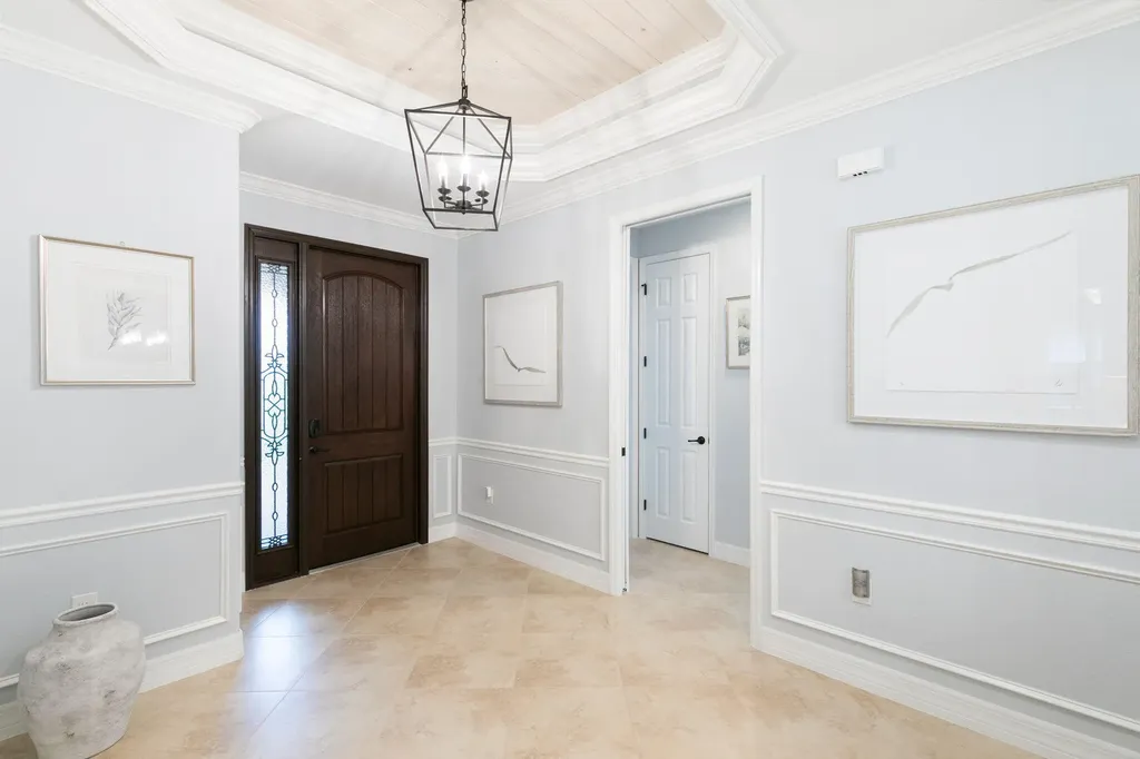 2862 Aviamar Circle Naples FL 34114