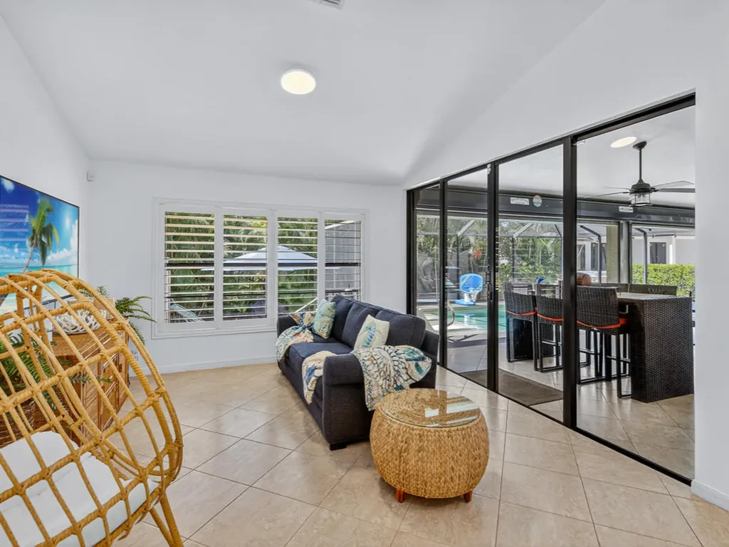 566 N Barfield Drive Marco Island FL 34145