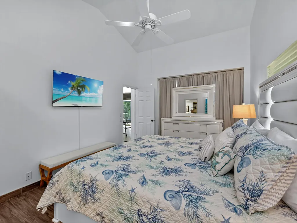 566 N Barfield Drive Marco Island FL 34145