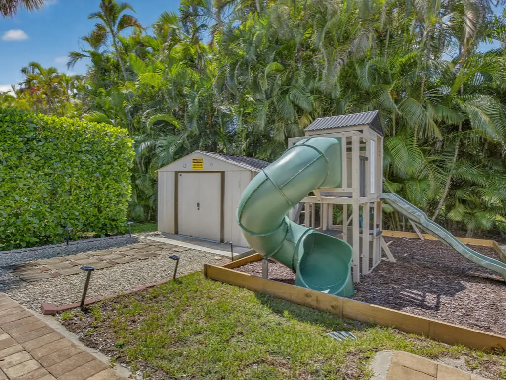 566 N Barfield Drive Marco Island FL 34145