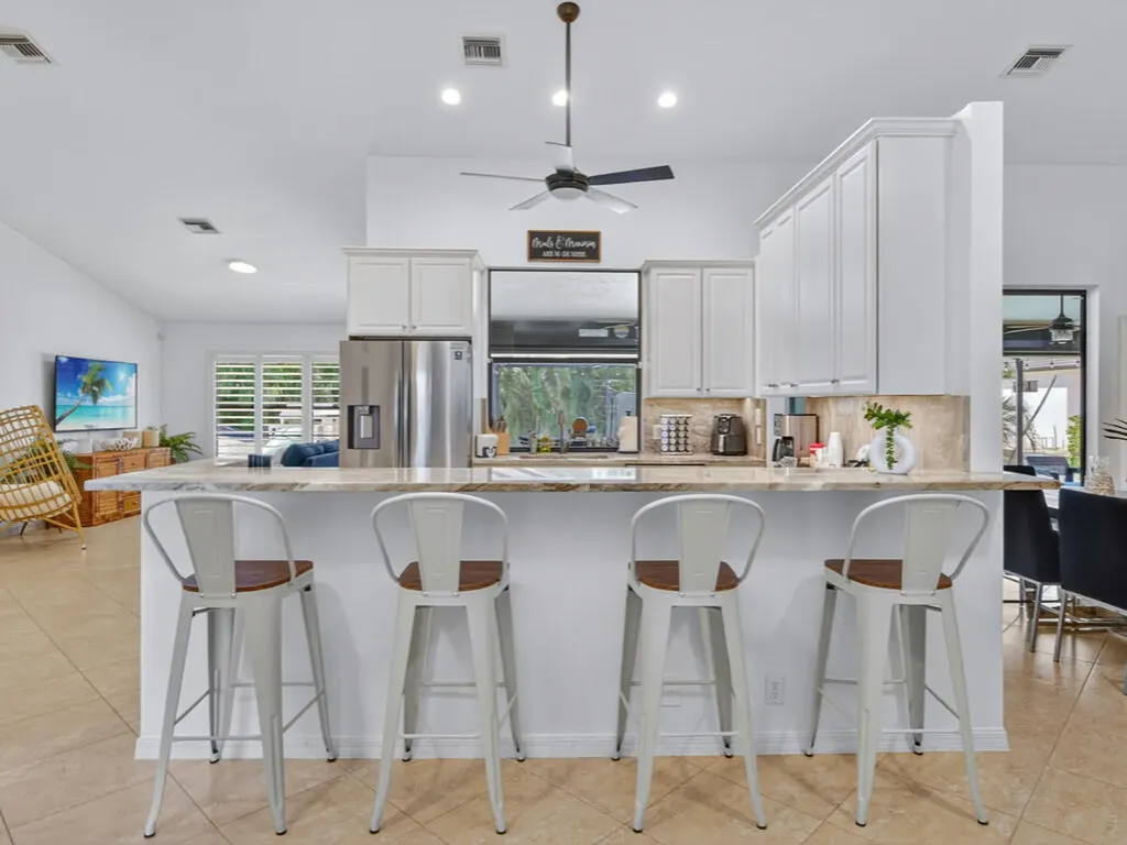 566 N Barfield Drive Marco Island FL 34145