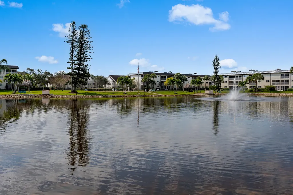 1008 Manatee Road Naples FL 34114