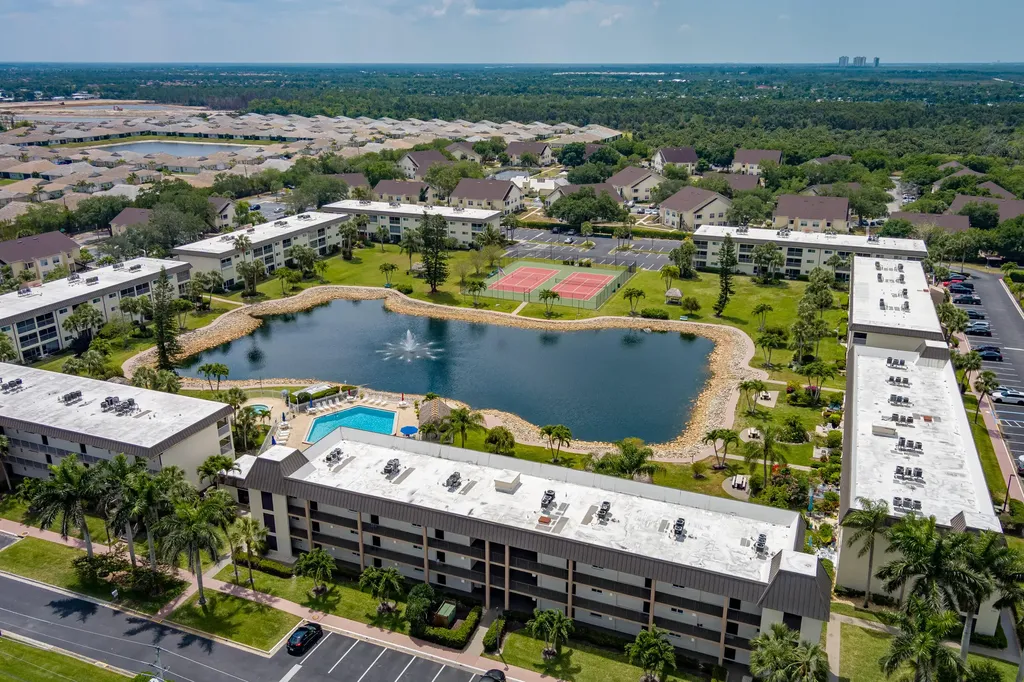 1008 Manatee Road Naples FL 34114