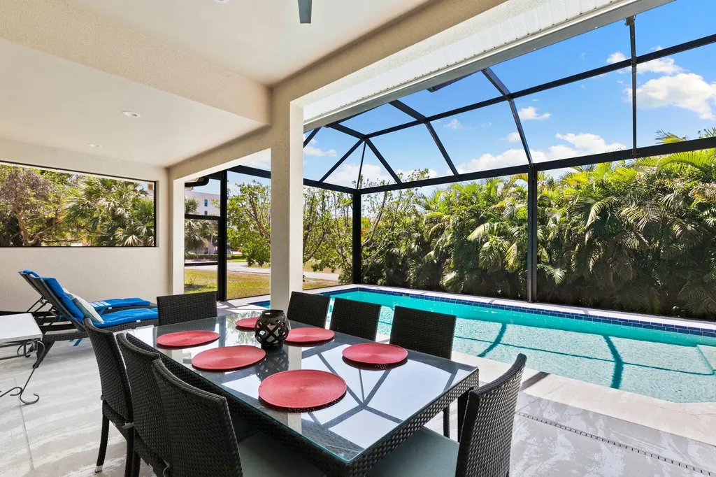 724 Seagrape Drive Marco Island FL 34145