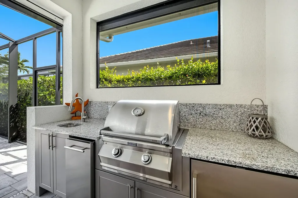 3199 Cotuit Lane Naples FL 34114