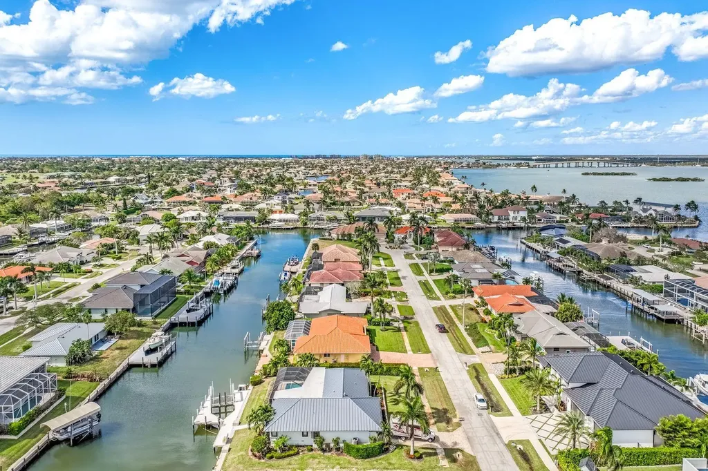 326 Rockhill Court Marco Island FL 34145