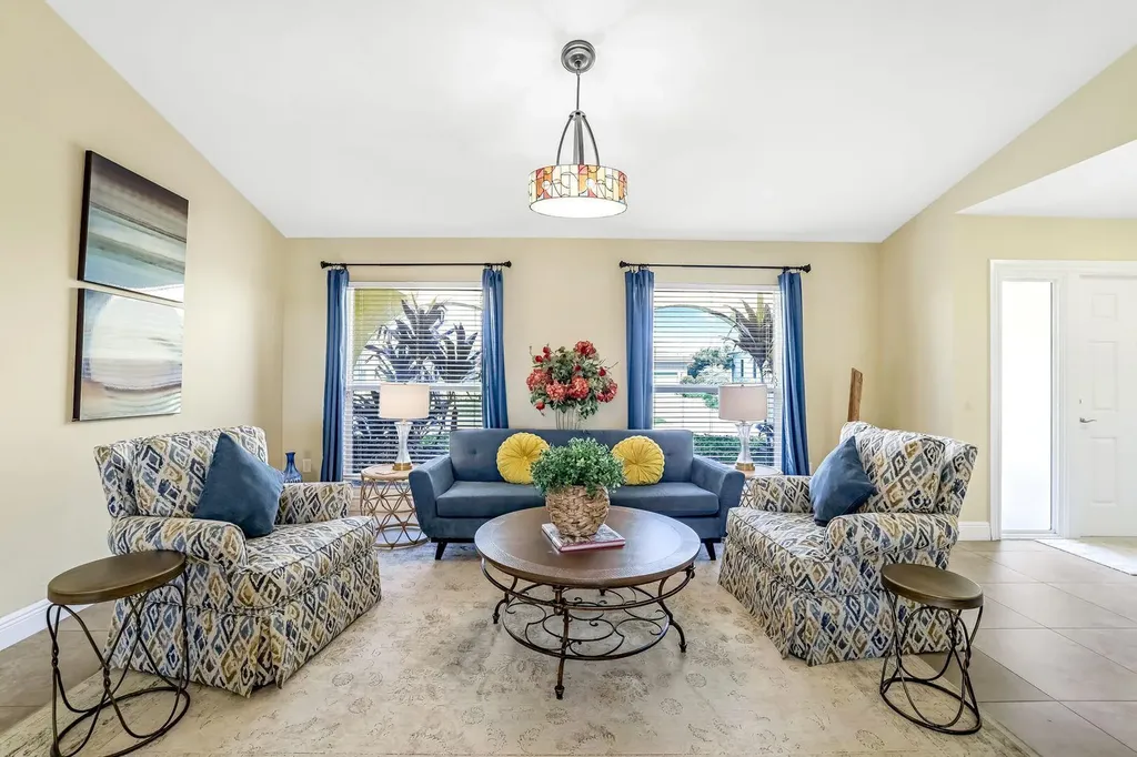 326 Rockhill Court Marco Island FL 34145