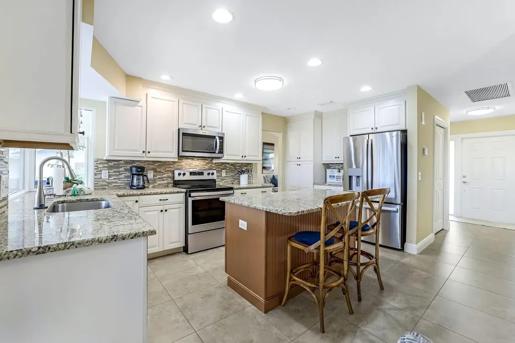 326 Rockhill Court Marco Island FL 34145