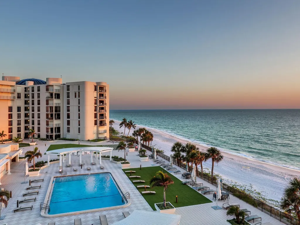 3215 Gulf Shore Boulevard N Naples FL 34103