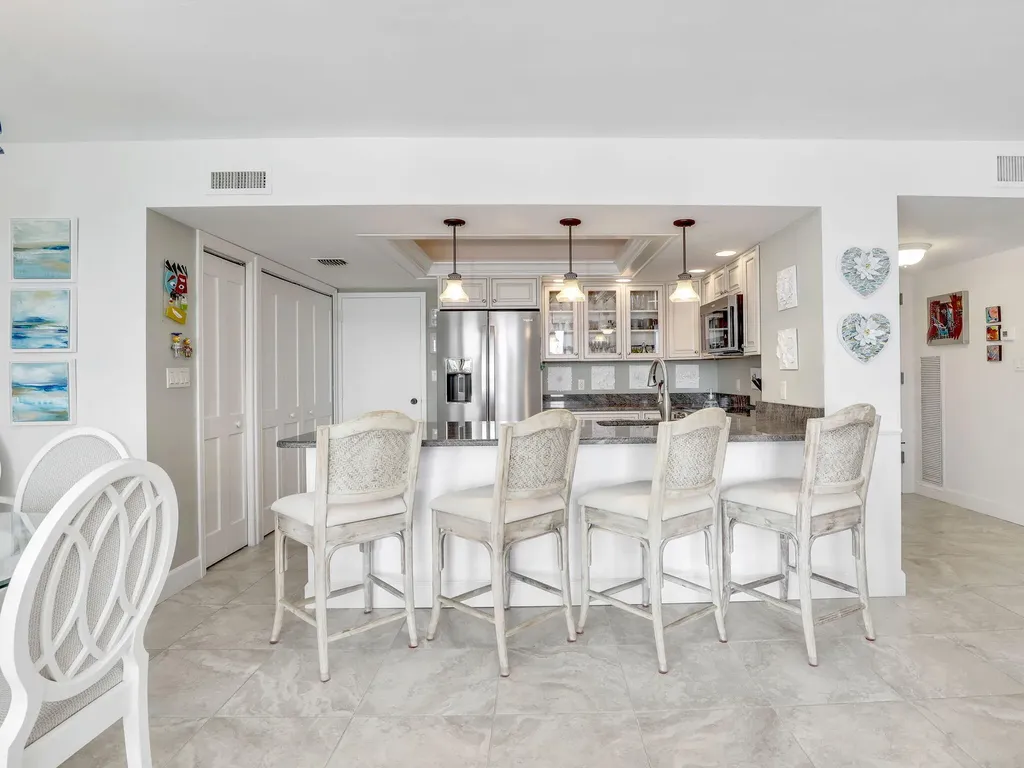 3215 Gulf Shore Boulevard N Naples FL 34103