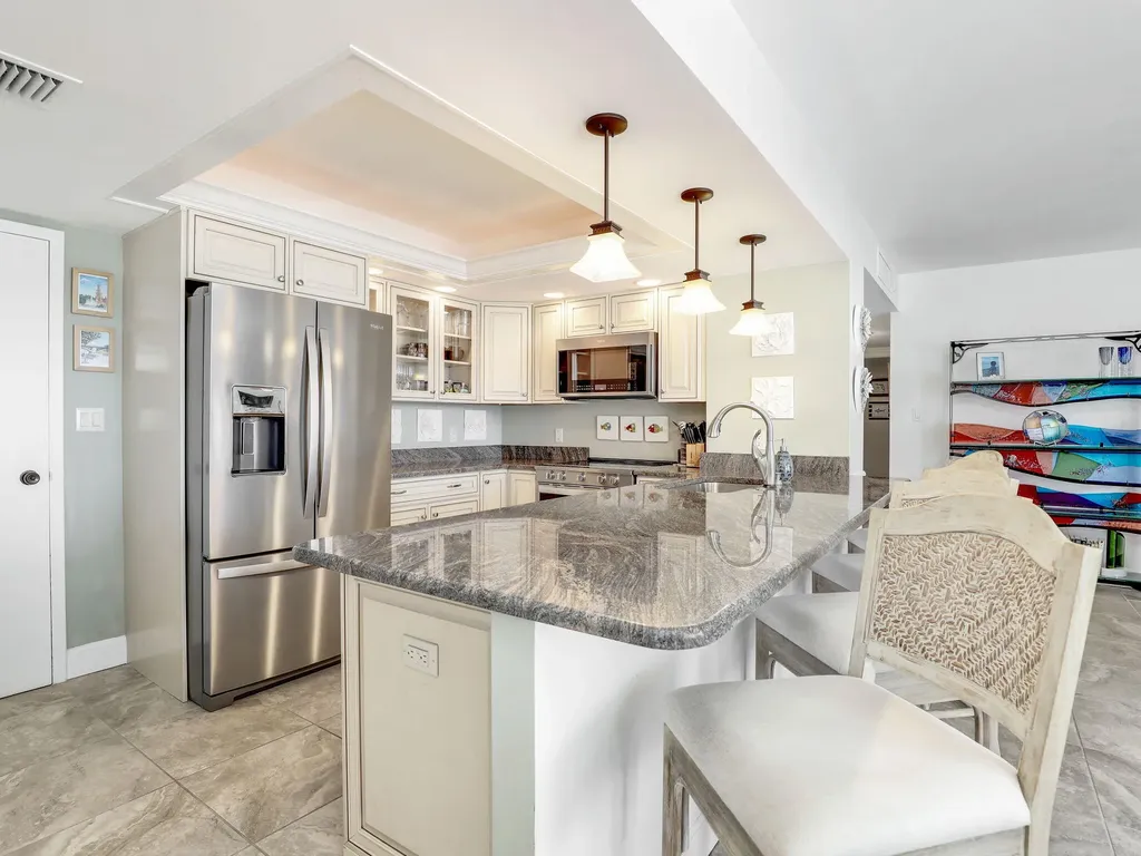 3215 Gulf Shore Boulevard N Naples FL 34103