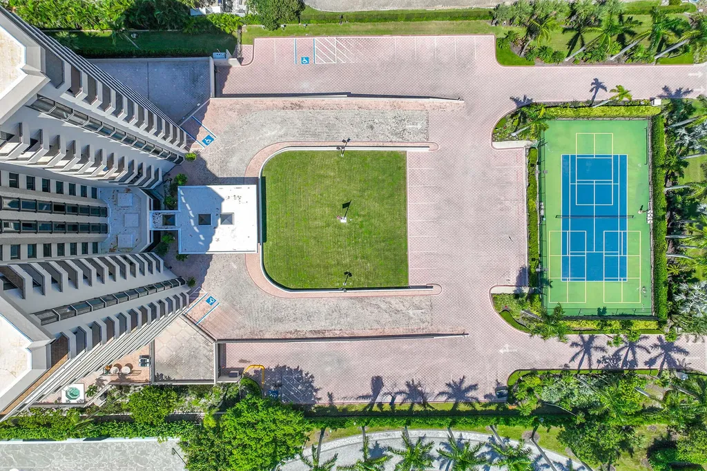 220 S Collier Boulevard Marco Island FL 34145