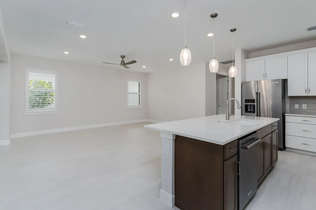 6856 Winding Cypress Drive Naples FL 34114