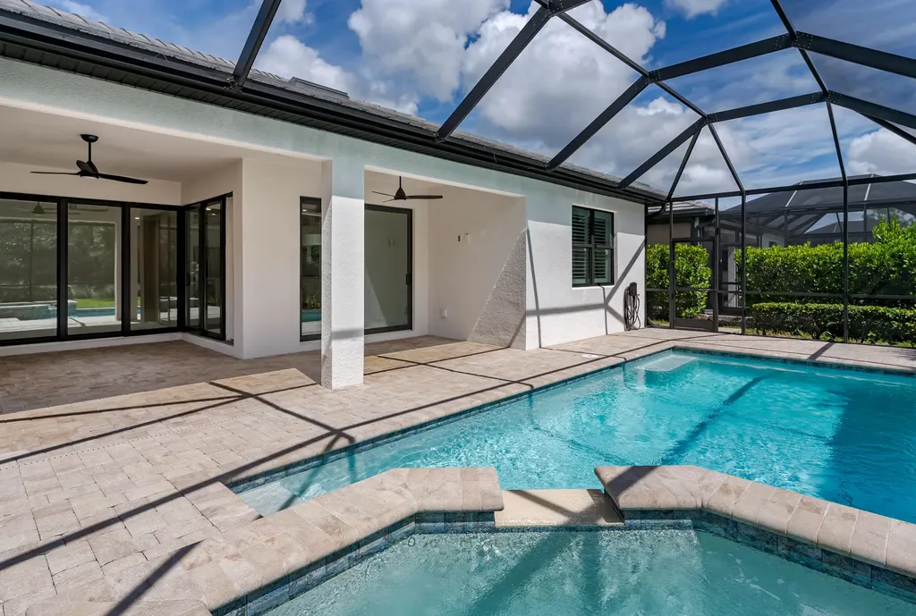 6856 Winding Cypress Drive Naples FL 34114