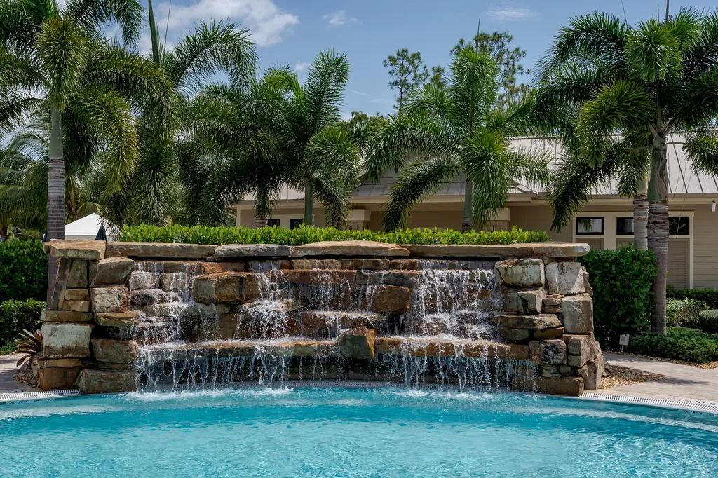 6856 Winding Cypress Drive Naples FL 34114