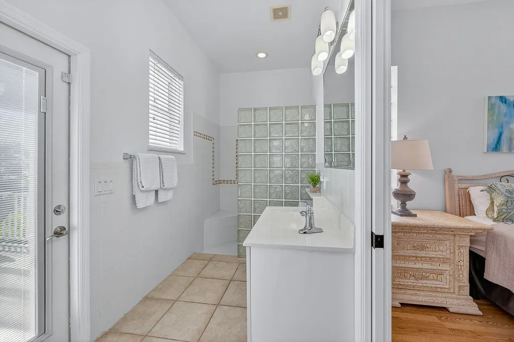 859 Wintergreen Court Marco Island FL 34145