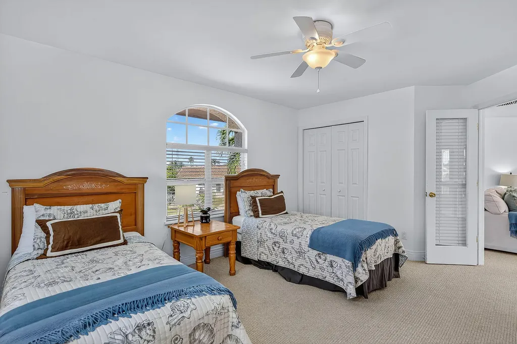 859 Wintergreen Court Marco Island FL 34145