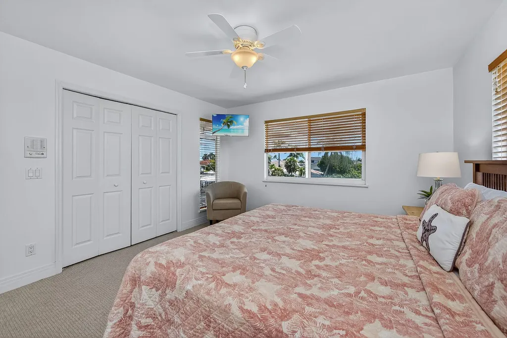 859 Wintergreen Court Marco Island FL 34145