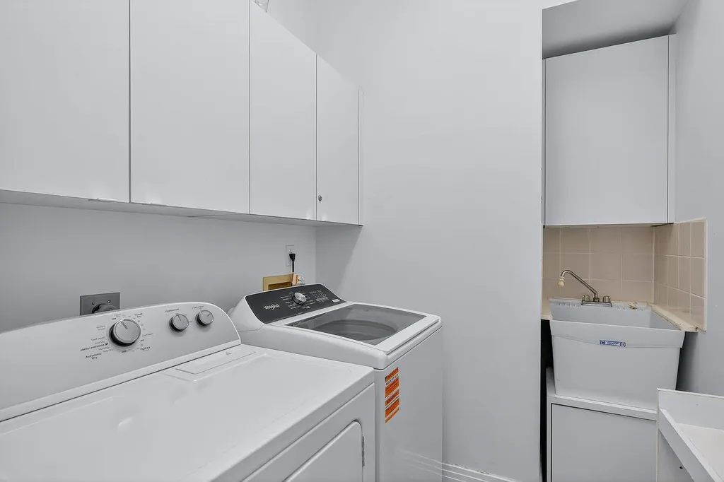 859 Wintergreen Court Marco Island FL 34145