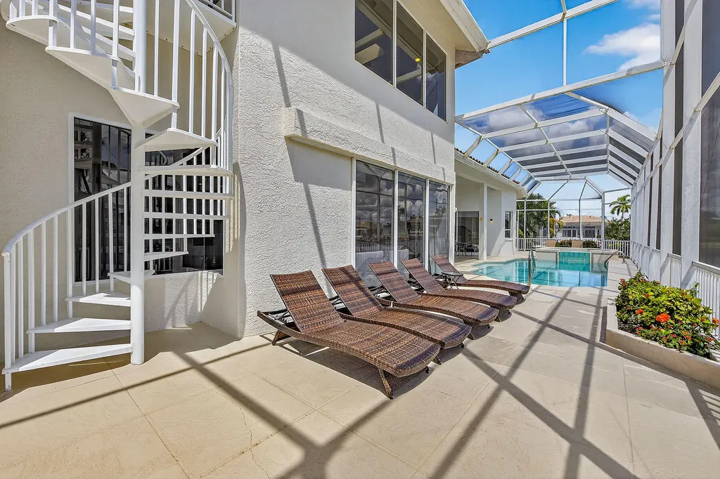 859 Wintergreen Court Marco Island FL 34145