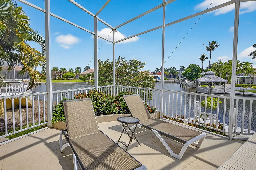 859 Wintergreen Court Marco Island FL 34145