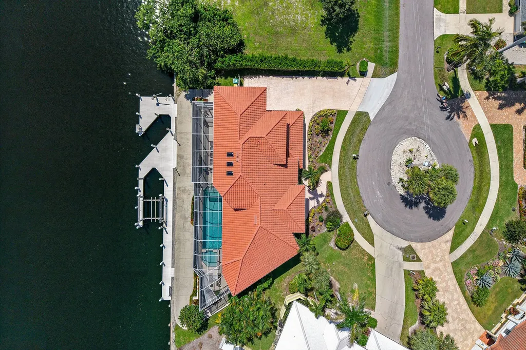 859 Wintergreen Court Marco Island FL 34145