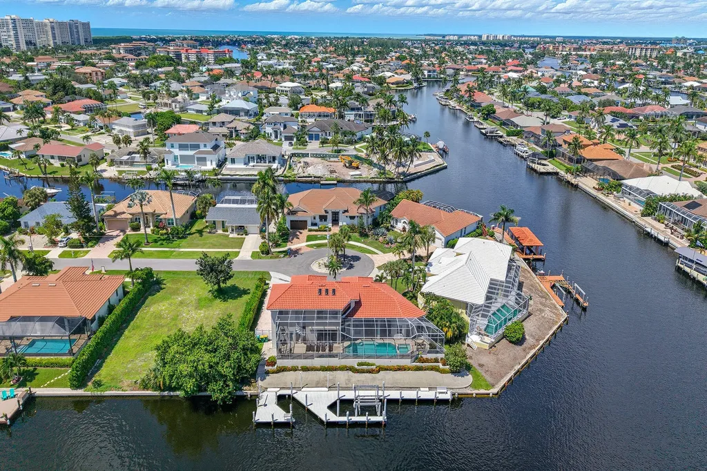 859 Wintergreen Court Marco Island FL 34145