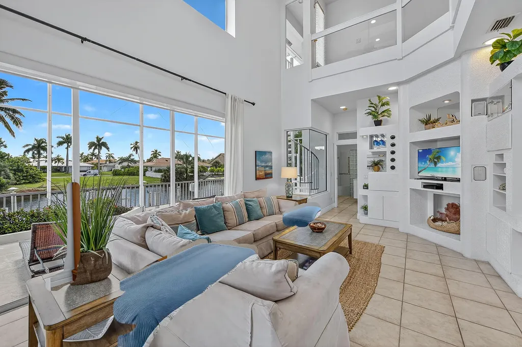 859 Wintergreen Court Marco Island FL 34145