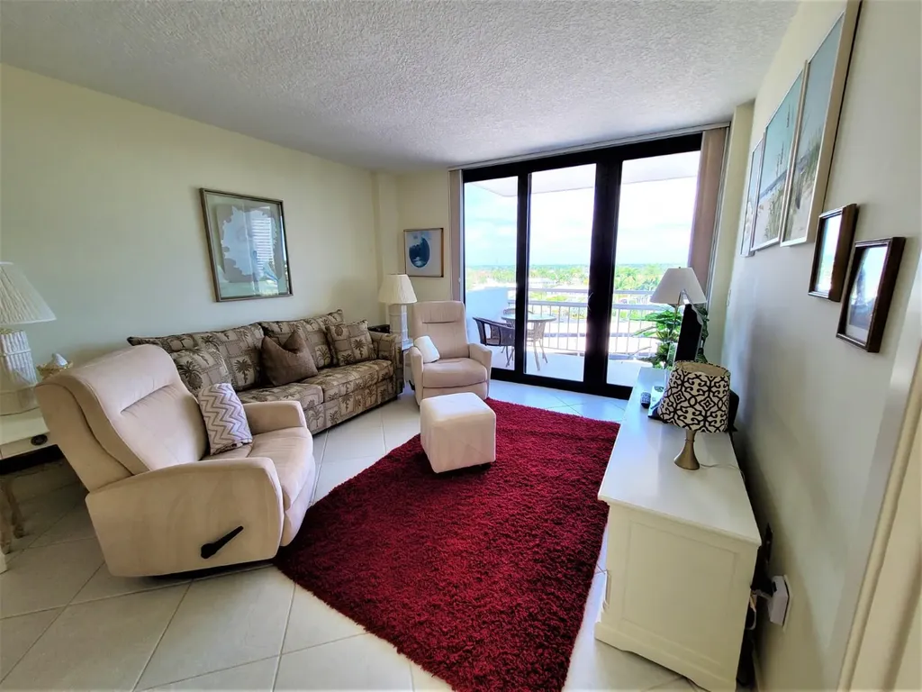 180 Seaview Court Marco Island FL 34145