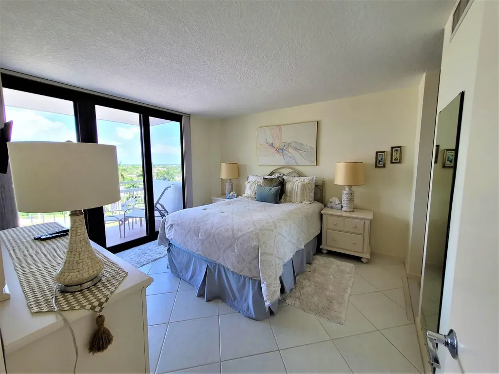 180 Seaview Court Marco Island FL 34145