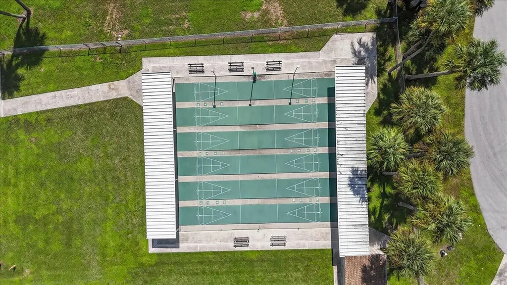 32 Sonderhen Drive Naples FL 34114