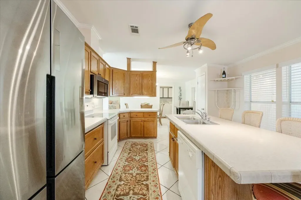 32 Sonderhen Drive Naples FL 34114