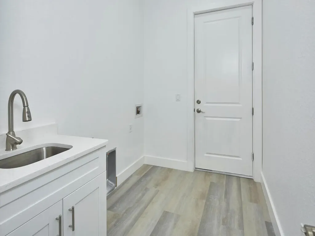 3677 Oil Well Road Naples FL 34120