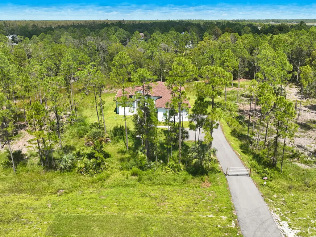 3677 Oil Well Road Naples FL 34120