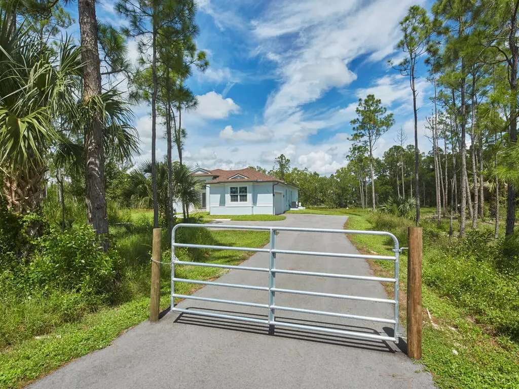 3677 Oil Well Road Naples FL 34120