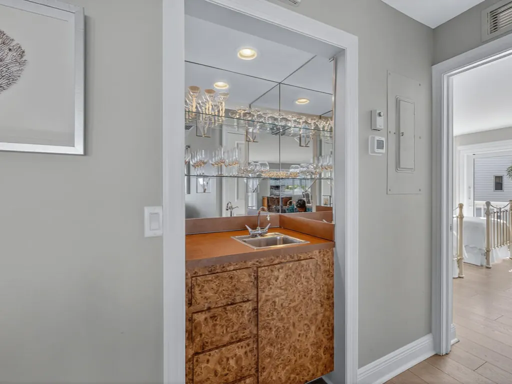 1302 Chesapeake Avenue Naples FL 34102