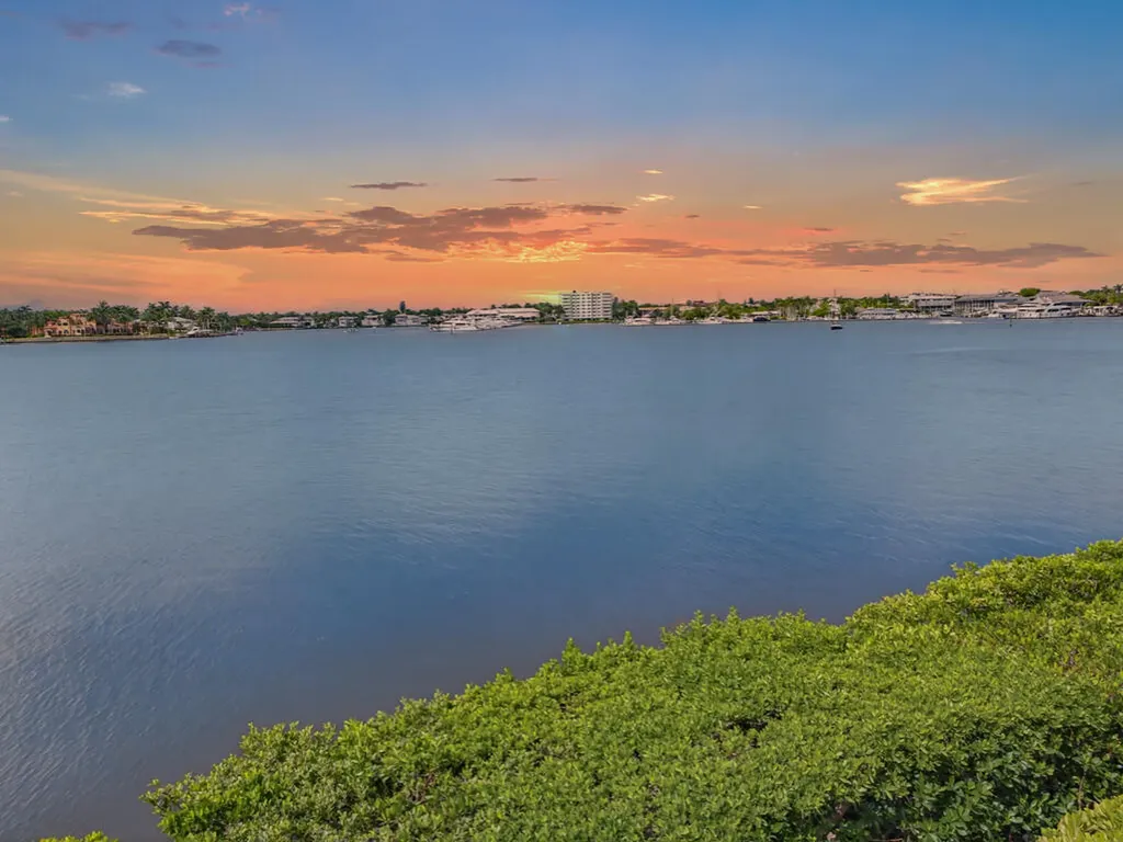 1302 Chesapeake Avenue Naples FL 34102