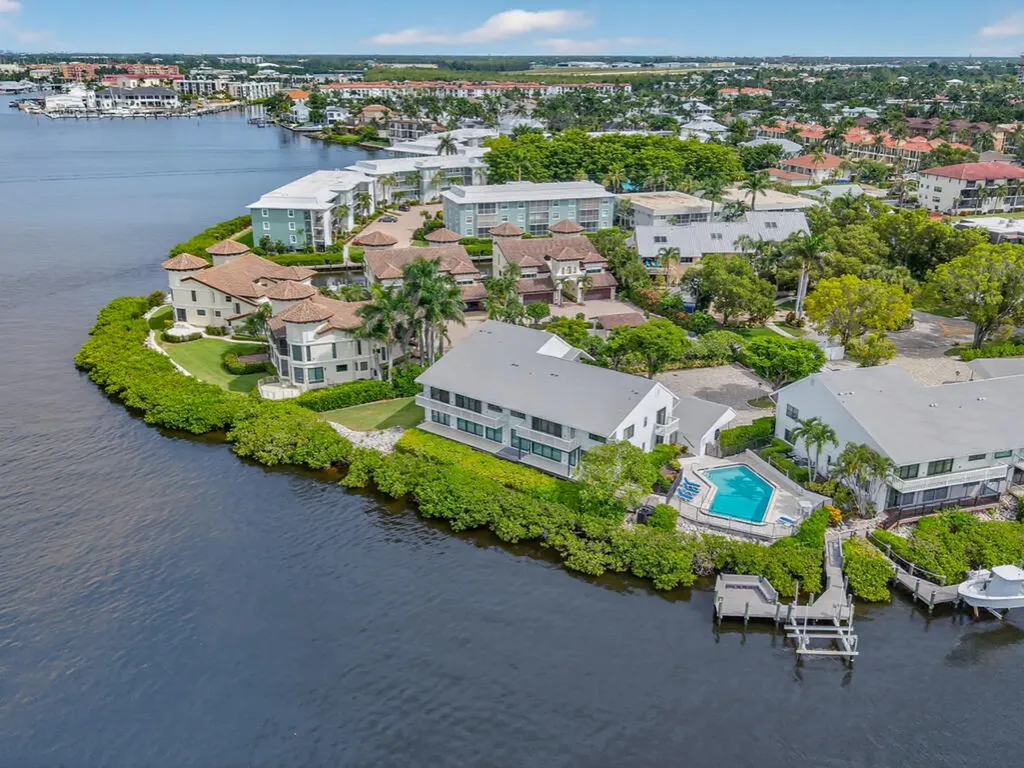 1302 Chesapeake Avenue Naples FL 34102