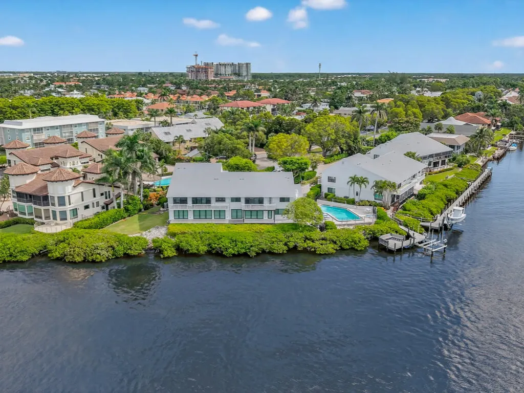 1302 Chesapeake Avenue Naples FL 34102