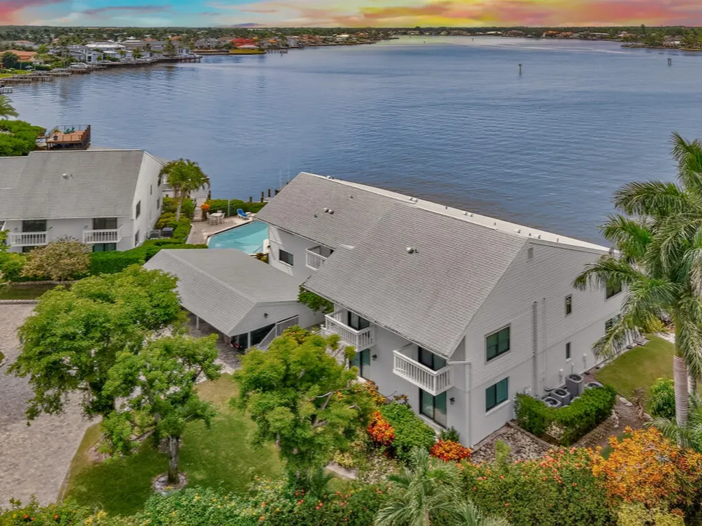 1302 Chesapeake Avenue Naples FL 34102