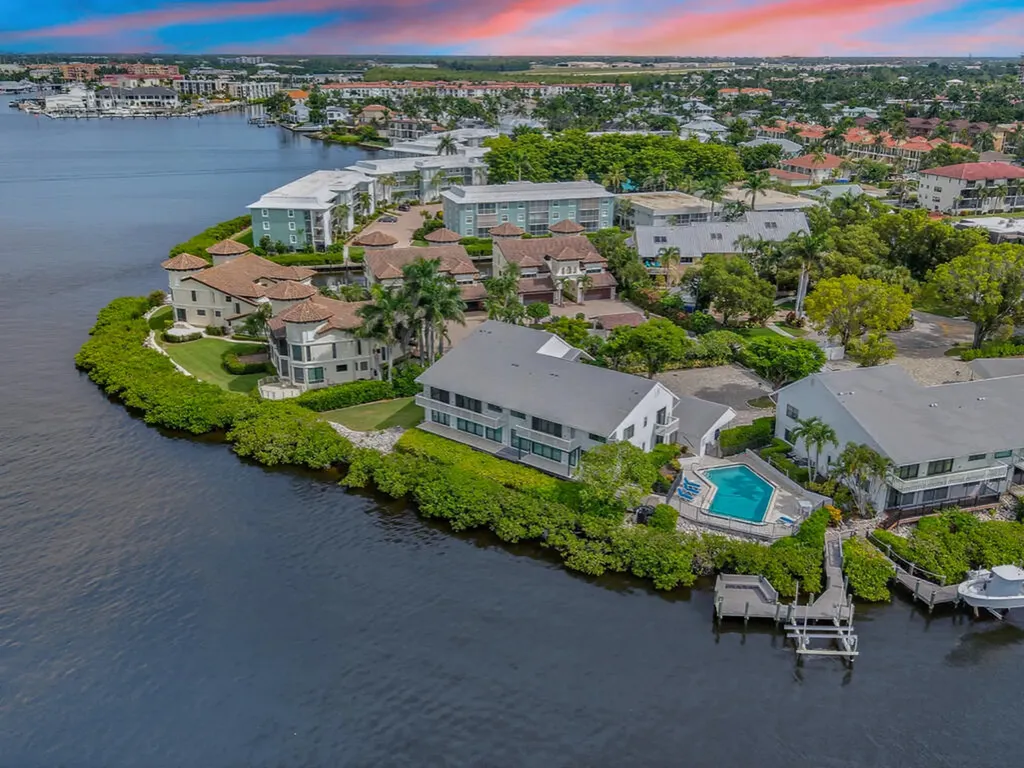 1302 Chesapeake Avenue Naples FL 34102