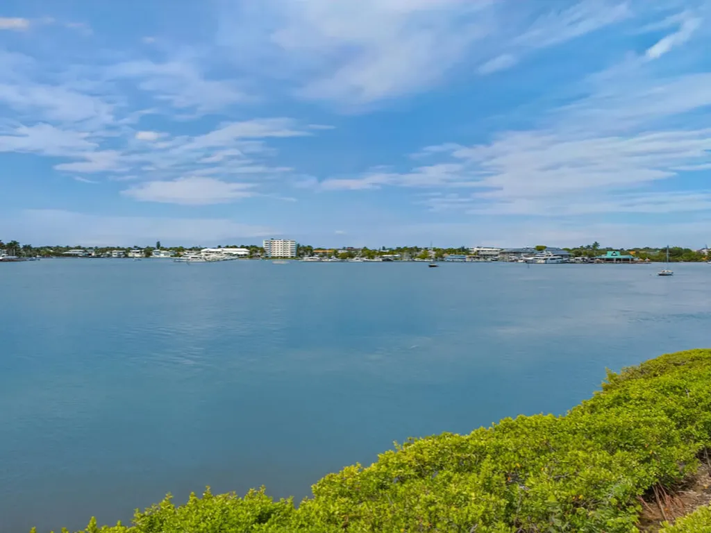 1302 Chesapeake Avenue Naples FL 34102