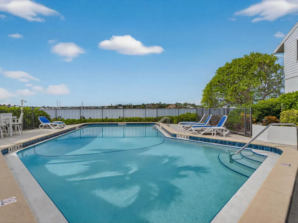 1302 Chesapeake Avenue Naples FL 34102