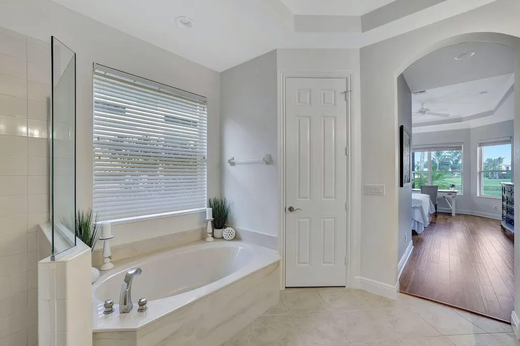 8988 Cherry Oaks Trail Naples FL 34114