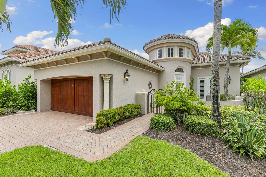 9024 Cherry Oaks Trail Naples FL 34114