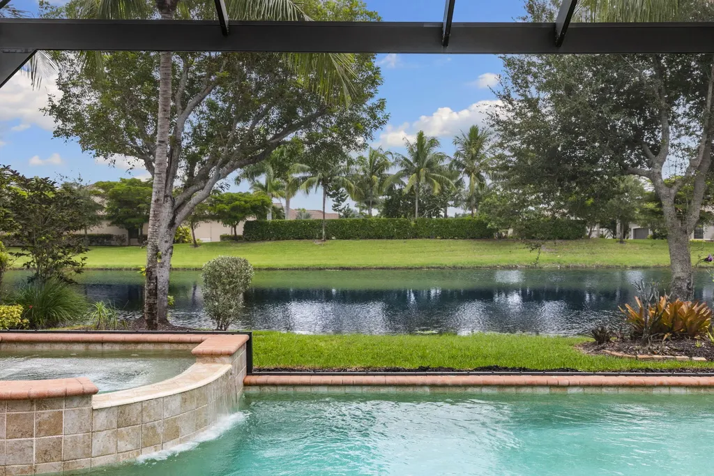 9024 Cherry Oaks Trail Naples FL 34114
