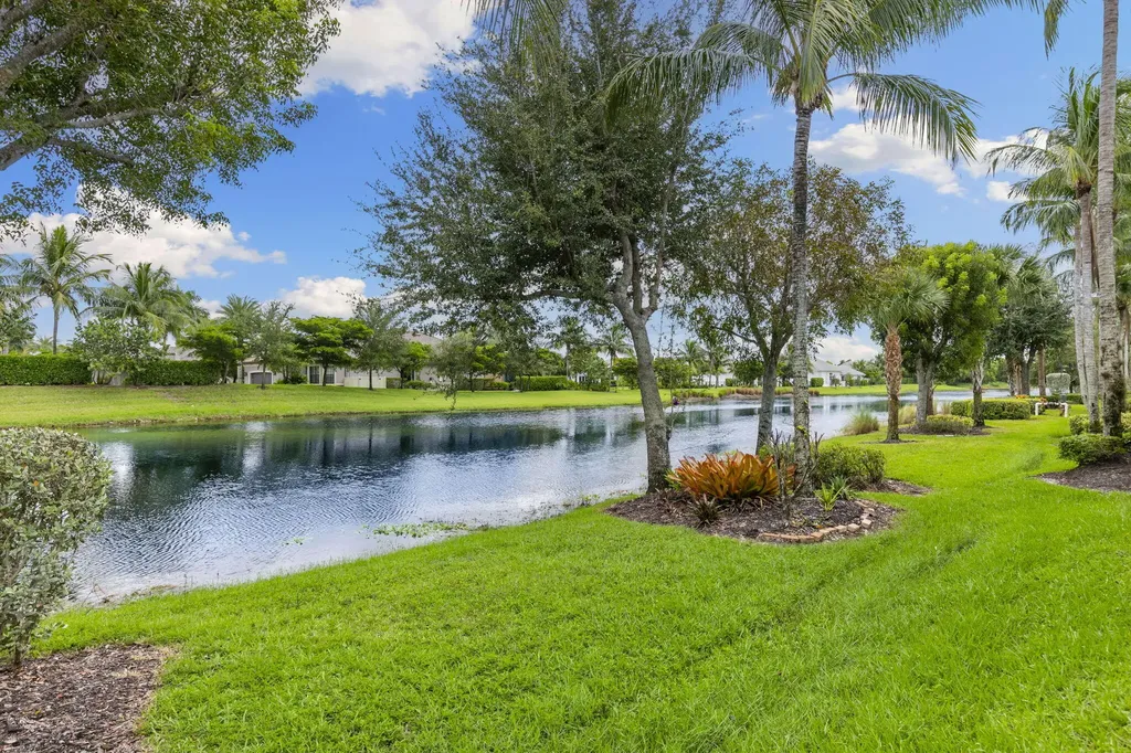 9024 Cherry Oaks Trail Naples FL 34114